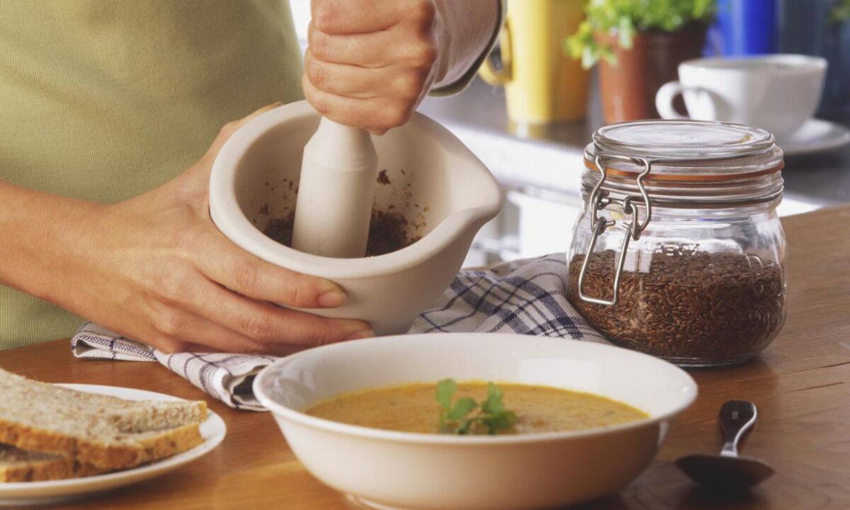 Dodavanje lanenog sjemena u supu za dobru funkciju crijeva
